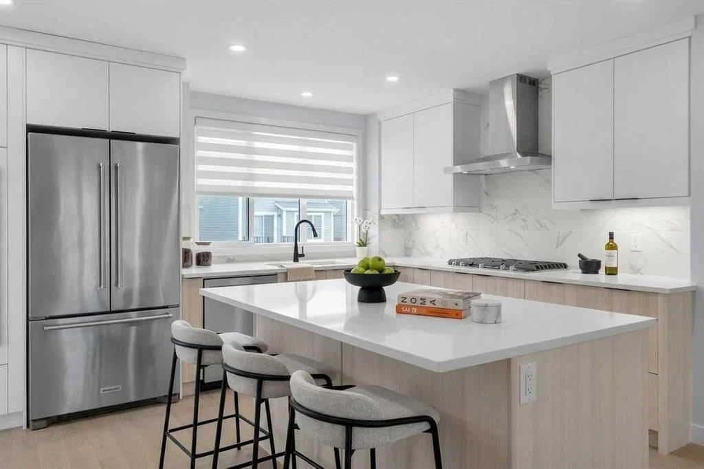 119 Magnolia Drive SE, Calgary — main listing photo