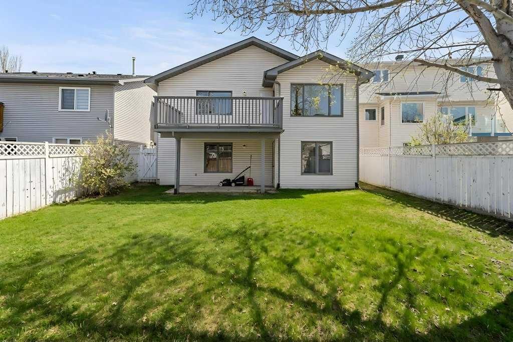 9119 Scurfield Drive NW, Calgary — photo 4 of 44
