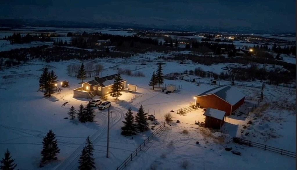 264049 RANGE RD 41, Rural Rocky View County — main listing photo