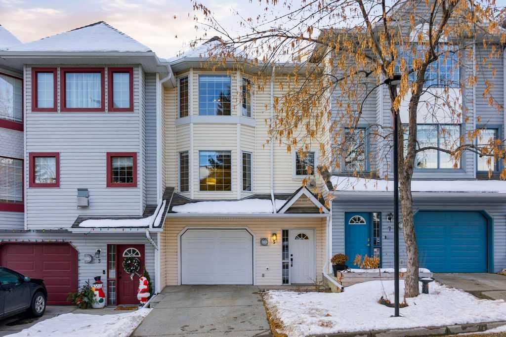 5 Patina Point SW, Calgary — photo 3 of 42