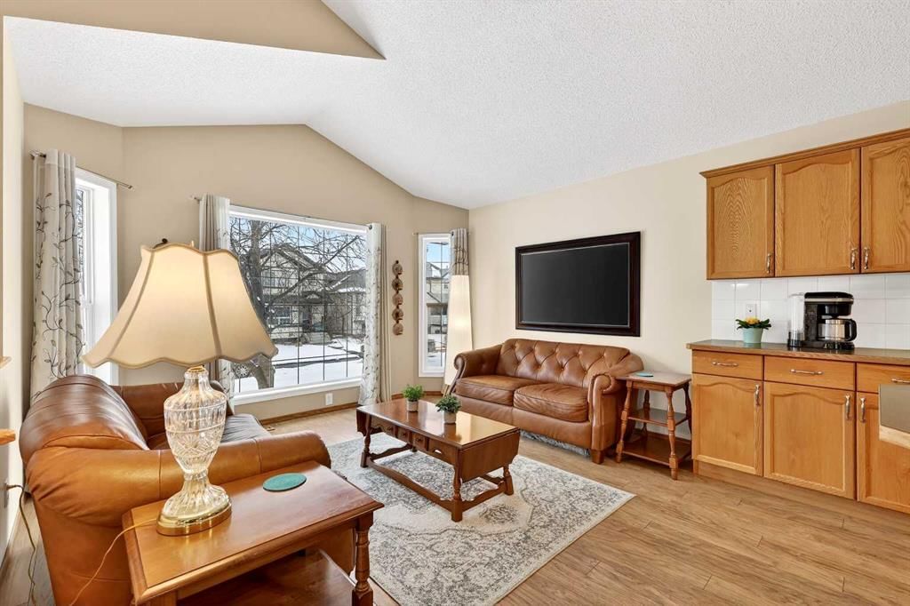 131 Citadel Mesa Close NW, Calgary — photo 4 of 37