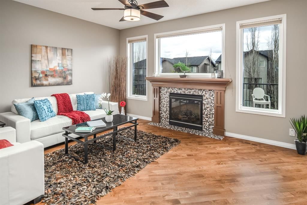 105 Aspen Stone Road SW, Calgary — photo 4 of 33