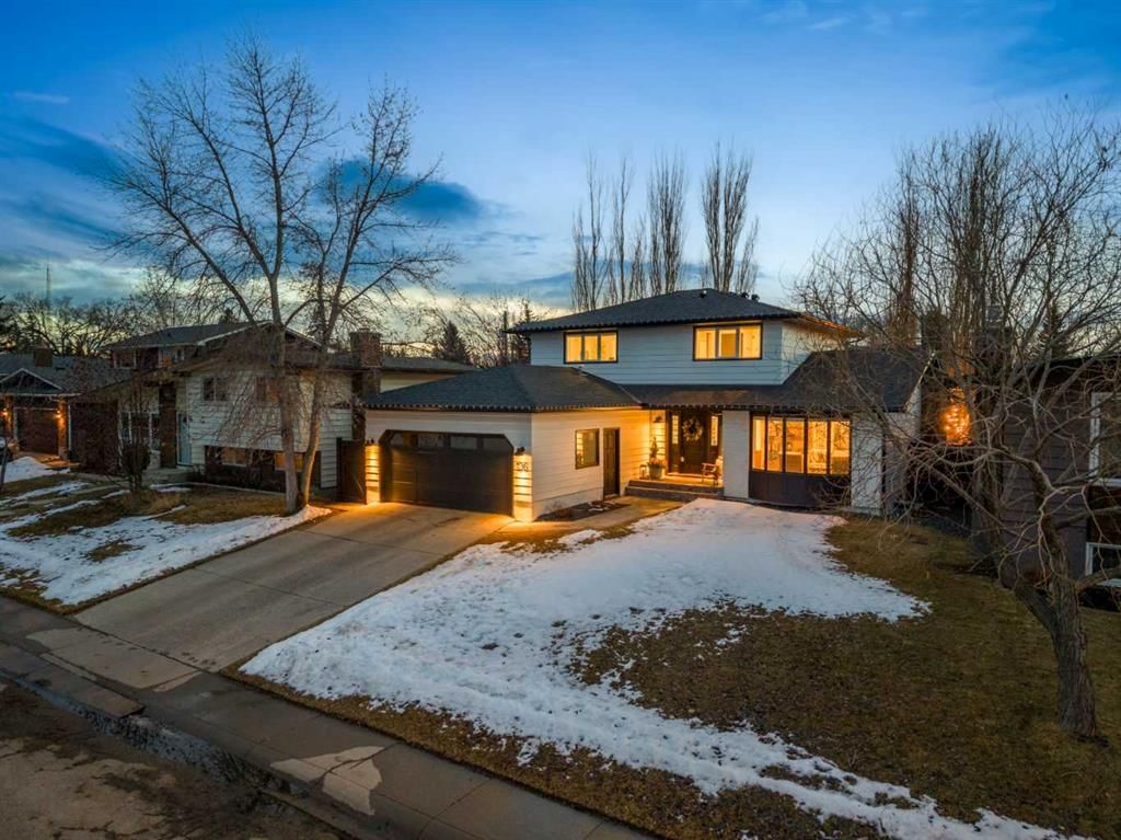 136 Lake Crimson Close SE, Calgary — main listing photo