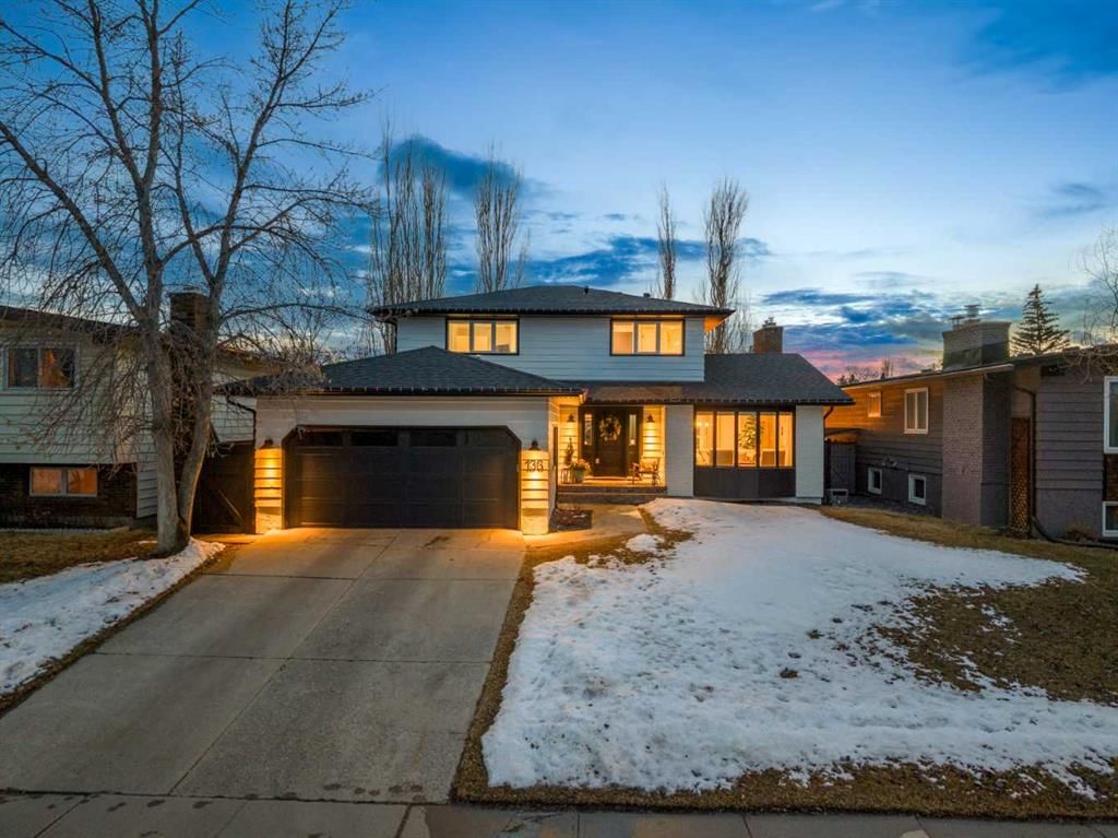 136 Lake Crimson Close SE, Calgary — photo 2 of 50
