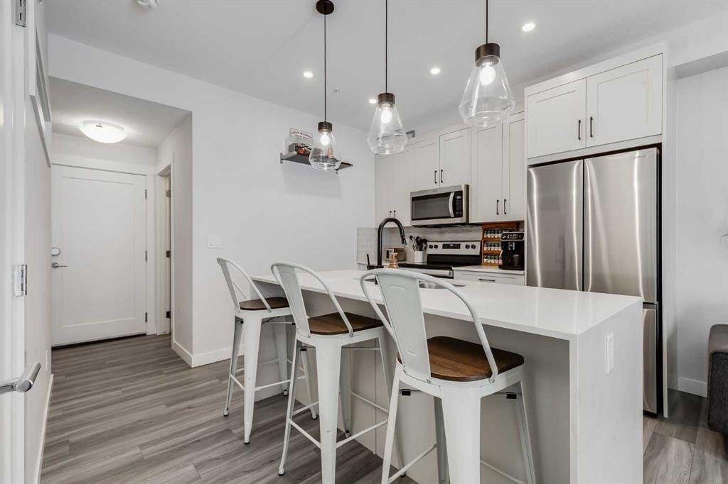 102, 500 Auburn Meadows Common SE, Calgary — photo 3 of 20