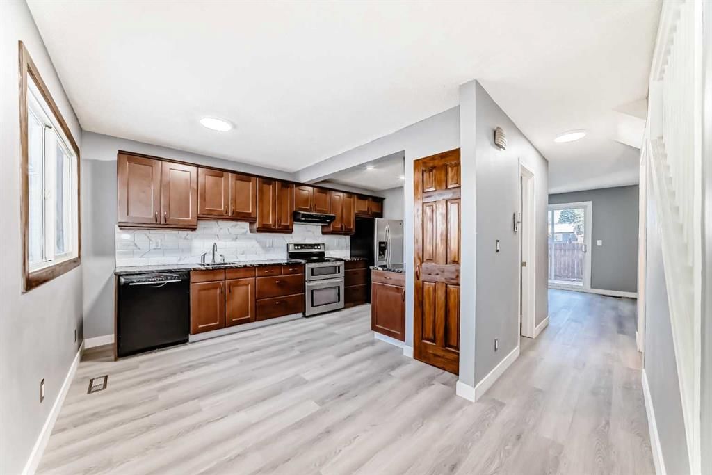 65, 6100 4 Avenue NE, Calgary — photo 2 of 22