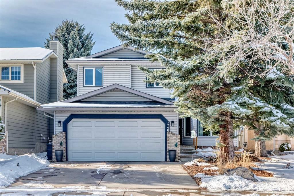440 Sunlake Road SE, Calgary — main listing photo