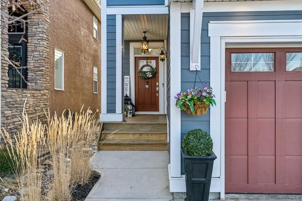 161 Mahogany Square SE, Calgary — photo 3 of 49