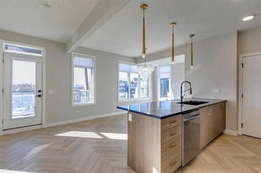 309, 14800 1 Street, Calgary — photo 4 of 16