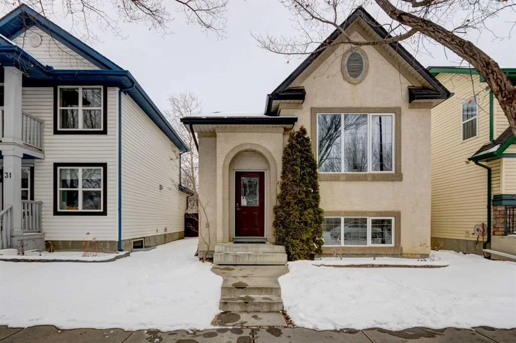 27 Elgin Drive SE, Calgary — photo 2 of 36