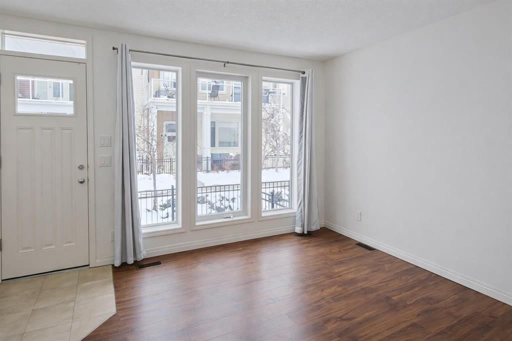 130 Auburn Meadows Walk SE, Calgary — photo 3 of 31