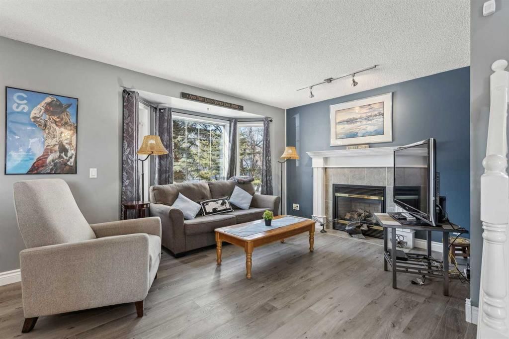 30 Martha's Haven Manor NE, Calgary — photo 5 of 34