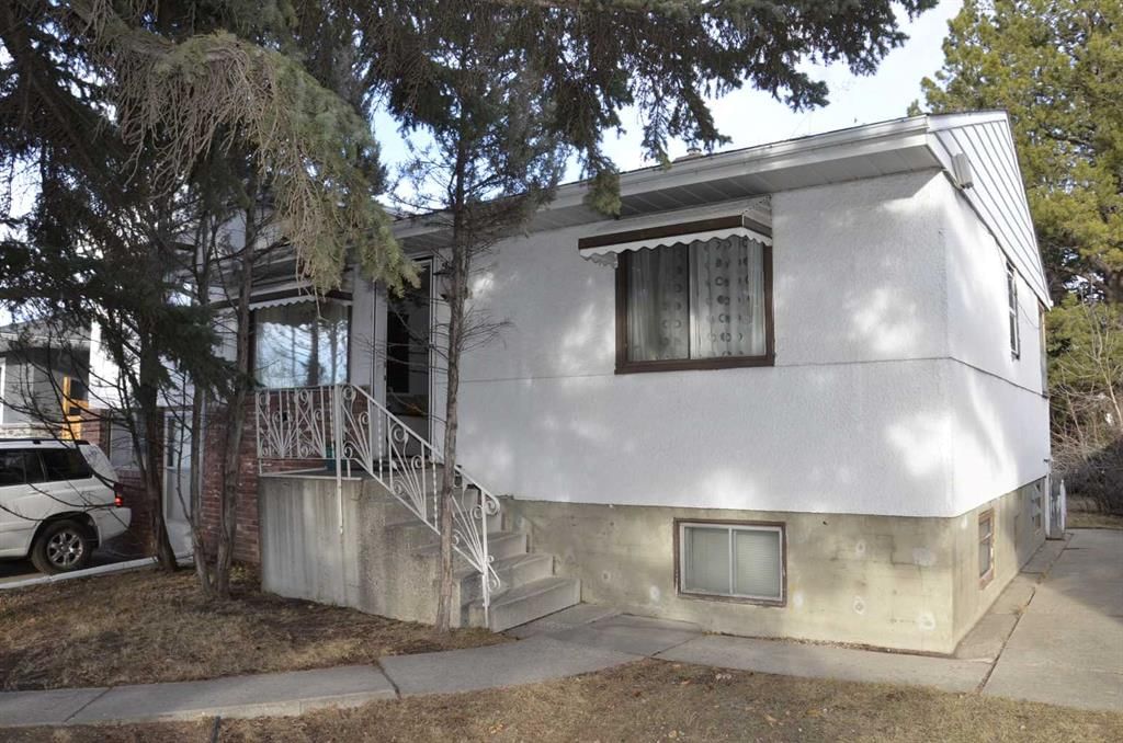 2412 35 Street SE, Calgary — photo 2 of 18