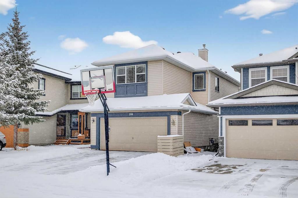 166 Evansmeade Circle N, Calgary — photo 2 of 50