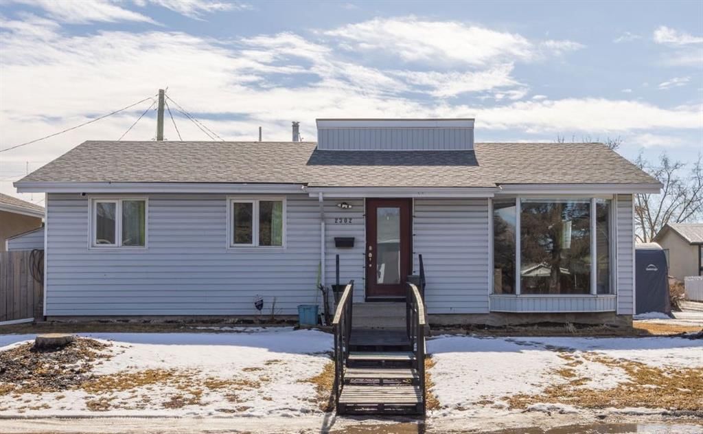 2302 Olympia Drive SE, Calgary — main listing photo