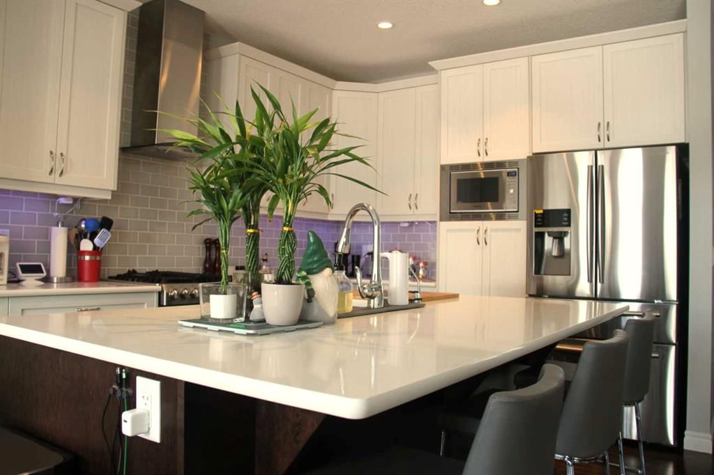 90 Nolancrest Rise NW, Calgary — photo 3 of 44