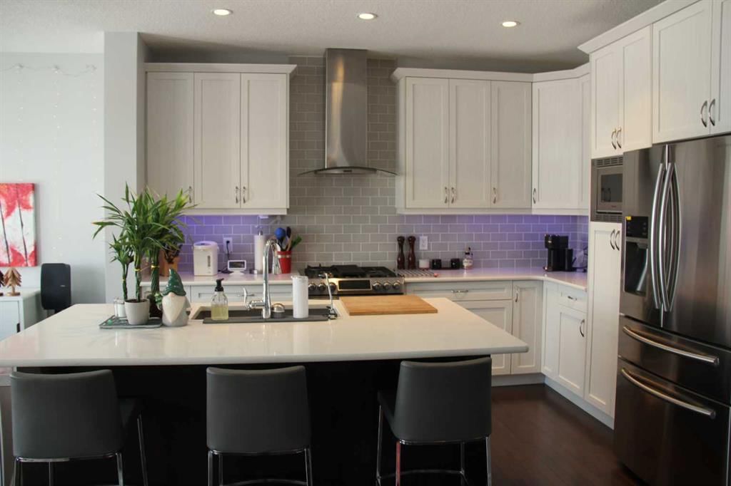 90 Nolancrest Rise NW, Calgary — photo 4 of 44