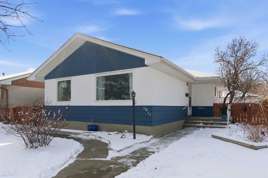 1011 18a Street NE, Calgary — main listing photo
