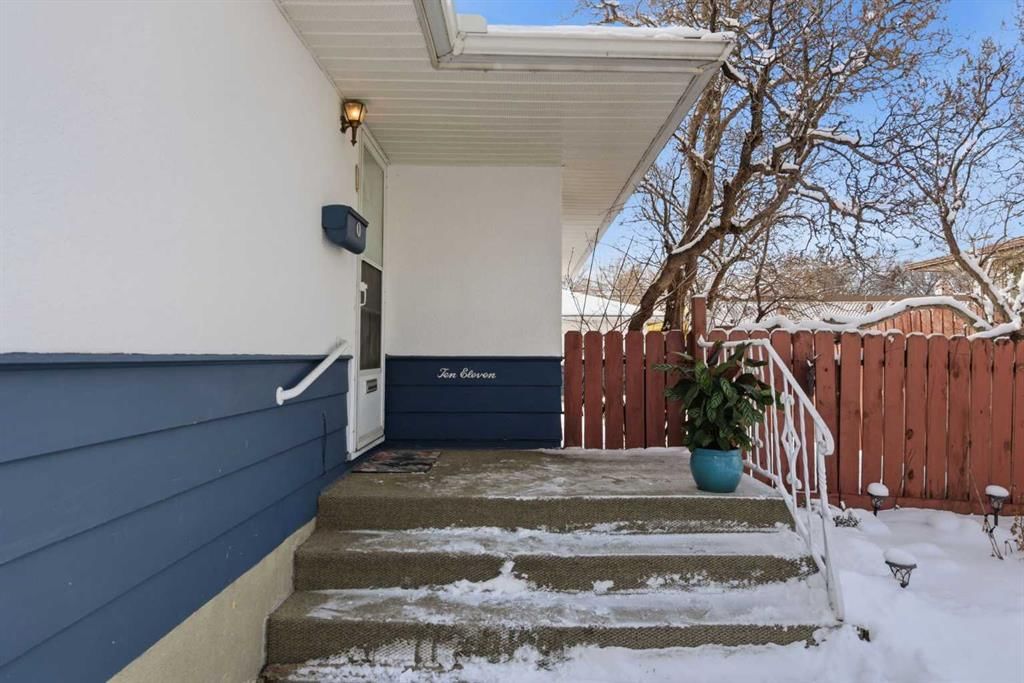 1011 18a Street NE, Calgary — photo 2 of 29