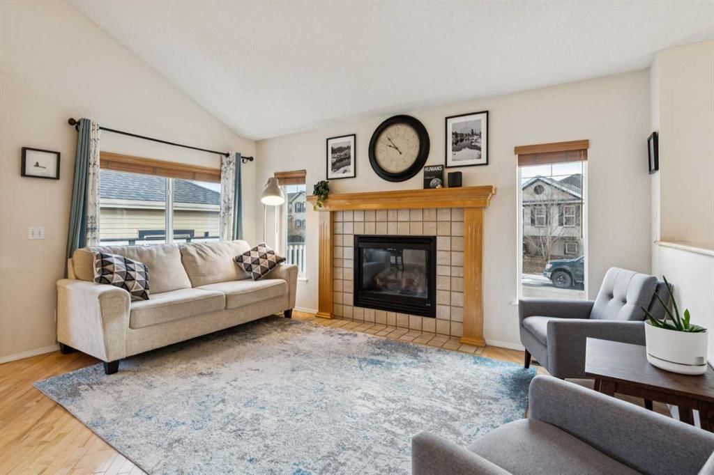 202 Copperfield Gardens SE, Calgary — photo 3 of 34