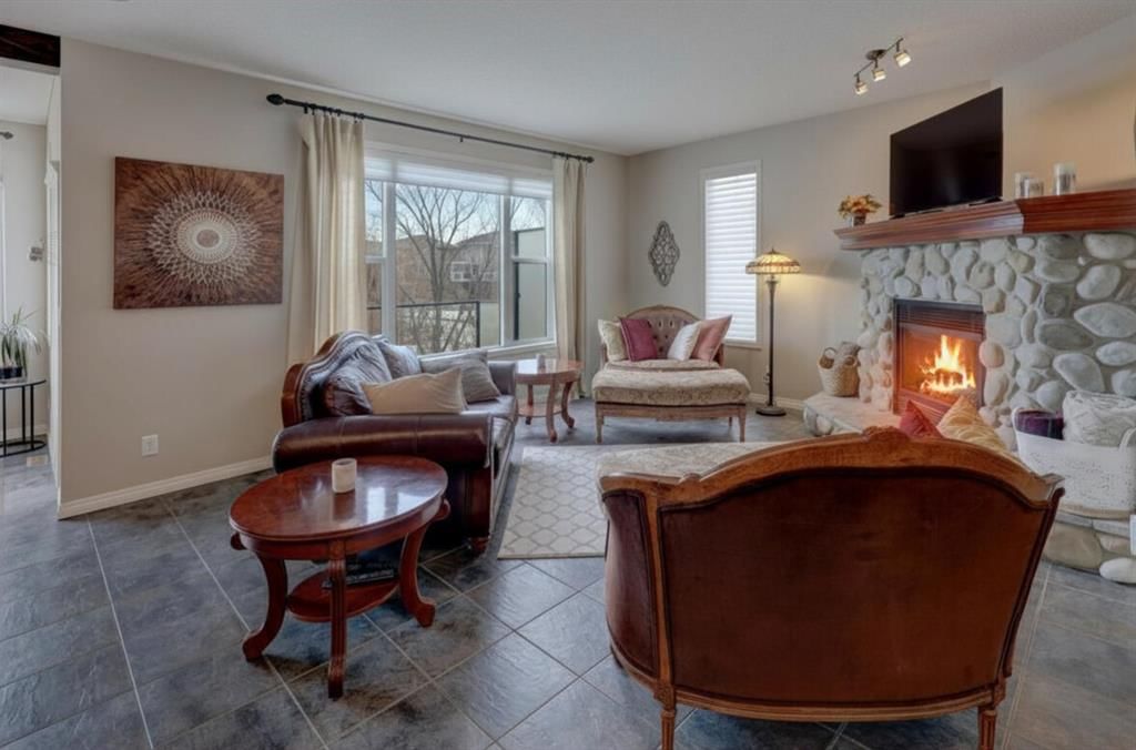 110 Royal Oak View NW, Calgary — photo 4 of 48