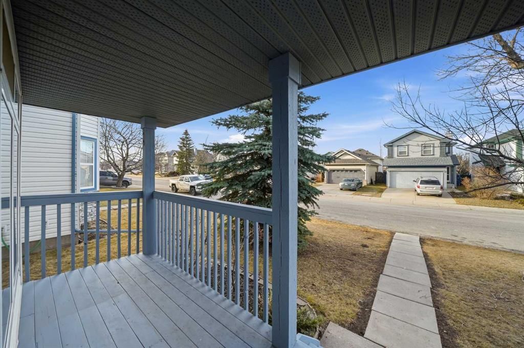 166 Coverton Close, Calgary — photo 3 of 38