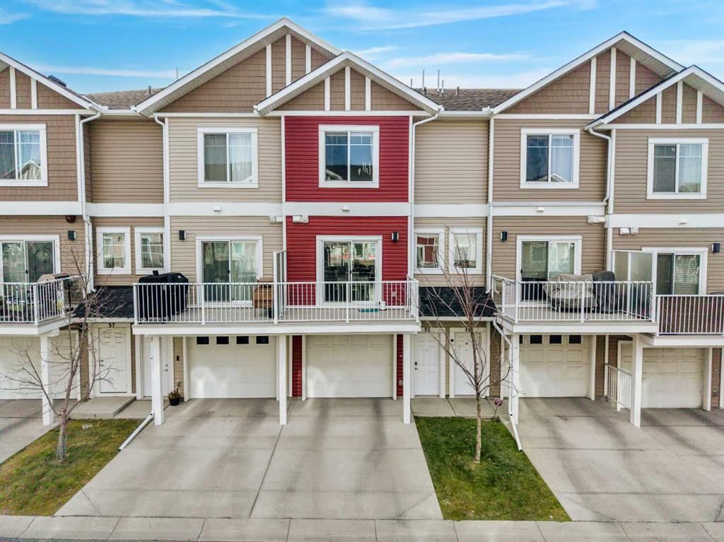 51 Redstone Circle NE, Calgary — photo 3 of 50