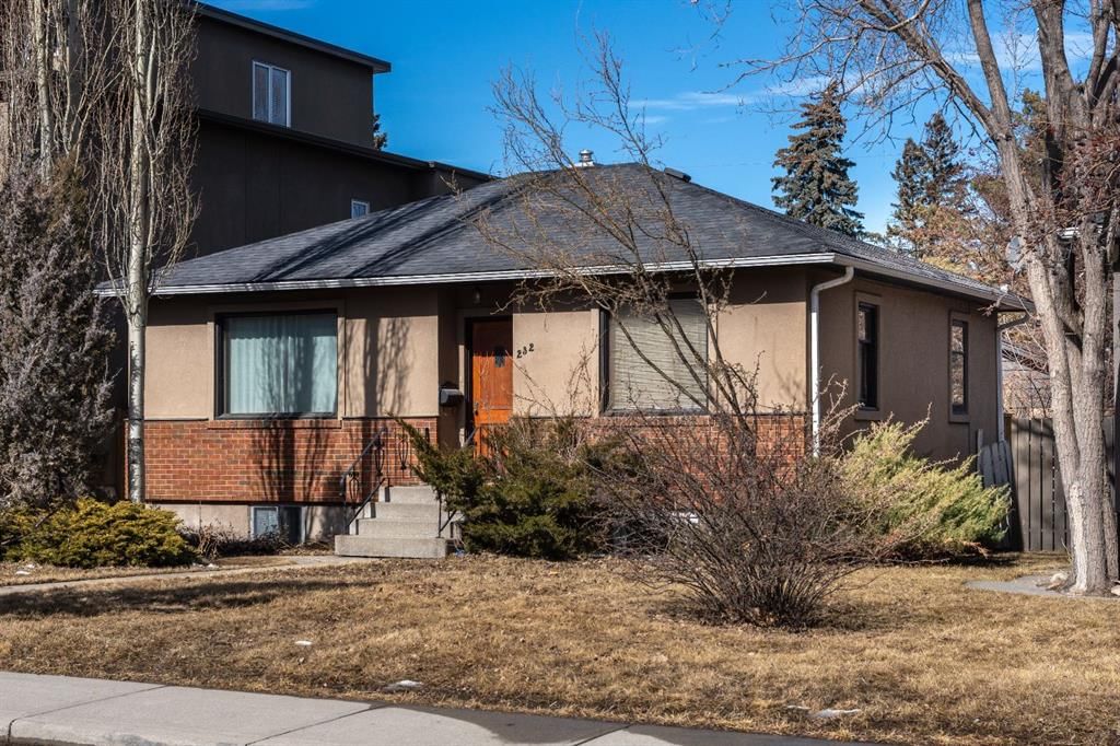 232 21 Avenue NE, Calgary — main listing photo