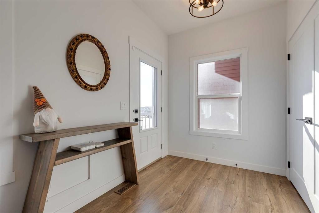 14965 1 Street NW, Calgary — photo 2 of 48