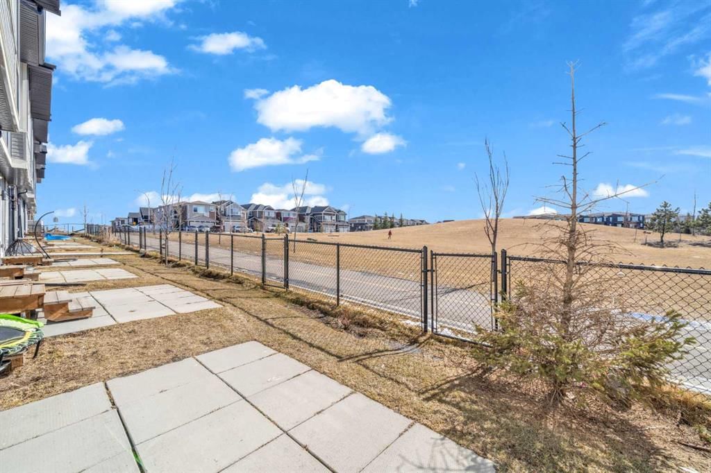103, 116 Saddlestone Heath NE, Calgary — photo 4 of 40