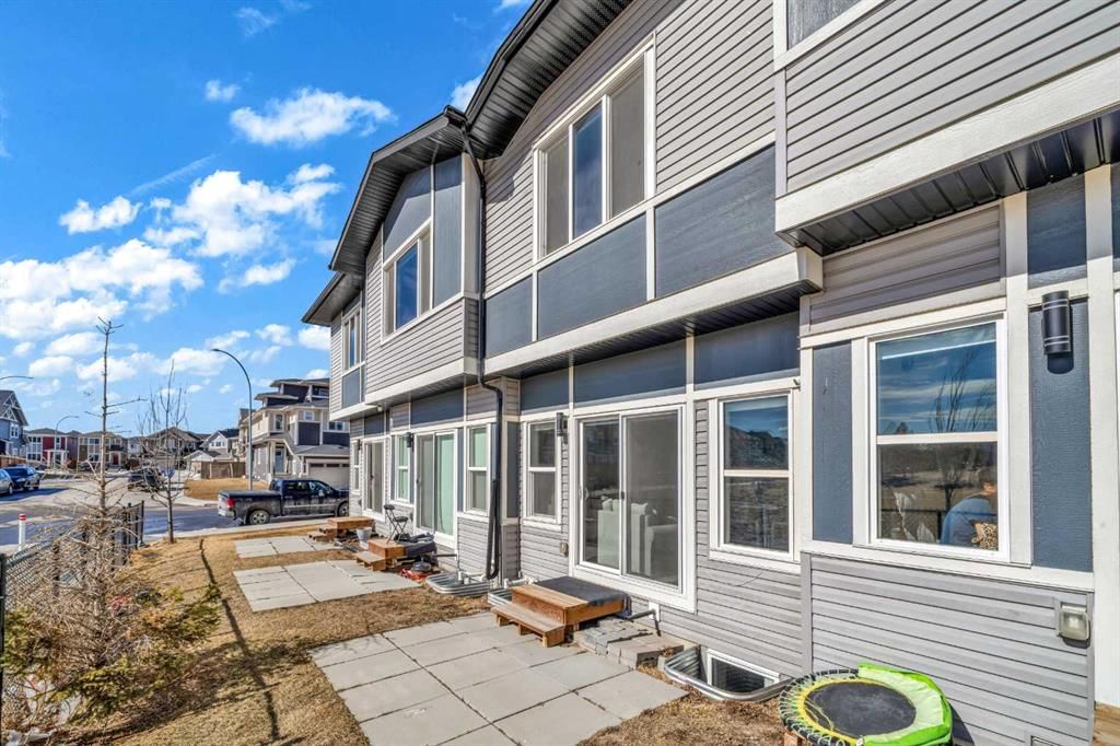 103, 116 Saddlestone Heath NE, Calgary — photo 5 of 40