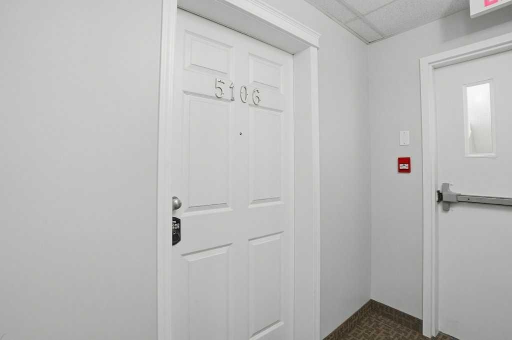5106, 70 Panamount Drive NW, Calgary — photo 3 of 34