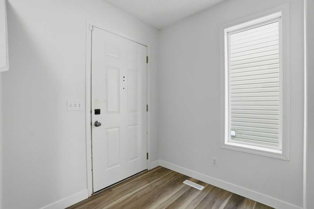 53 Saddlecrest Place NE, Calgary — photo 2 of 39