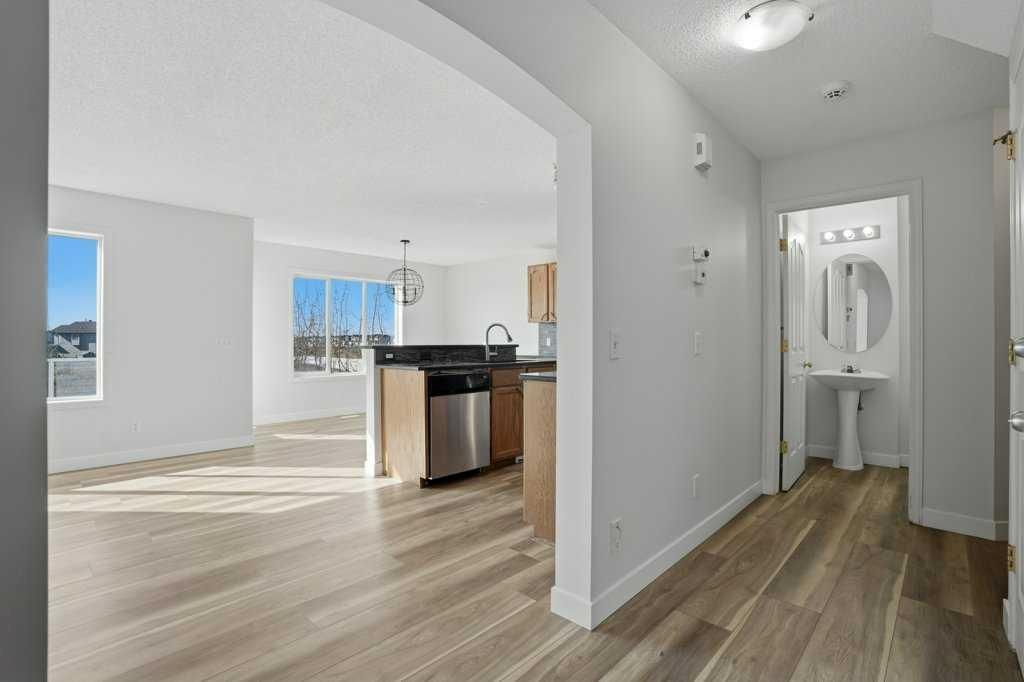 53 Saddlecrest Place NE, Calgary — photo 3 of 39