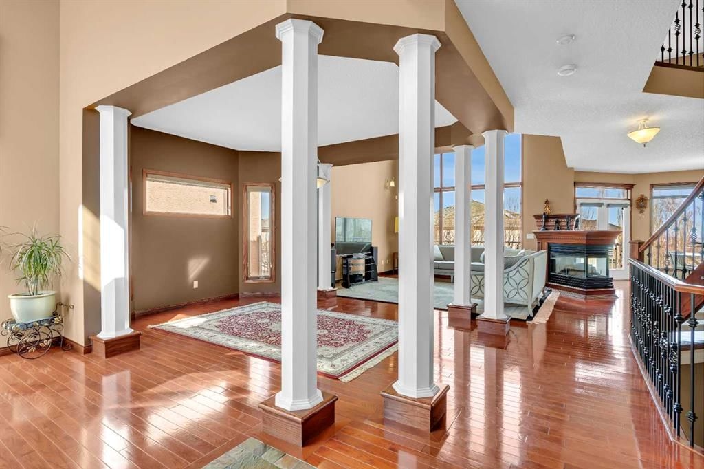 10409 Hamptons Boulevard NW, Calgary — photo 5 of 50