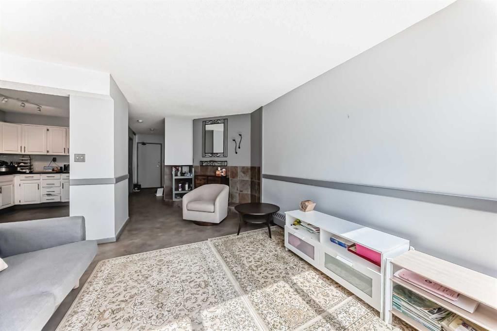405, 824 Royal Avenue SW, Calgary — photo 4 of 29