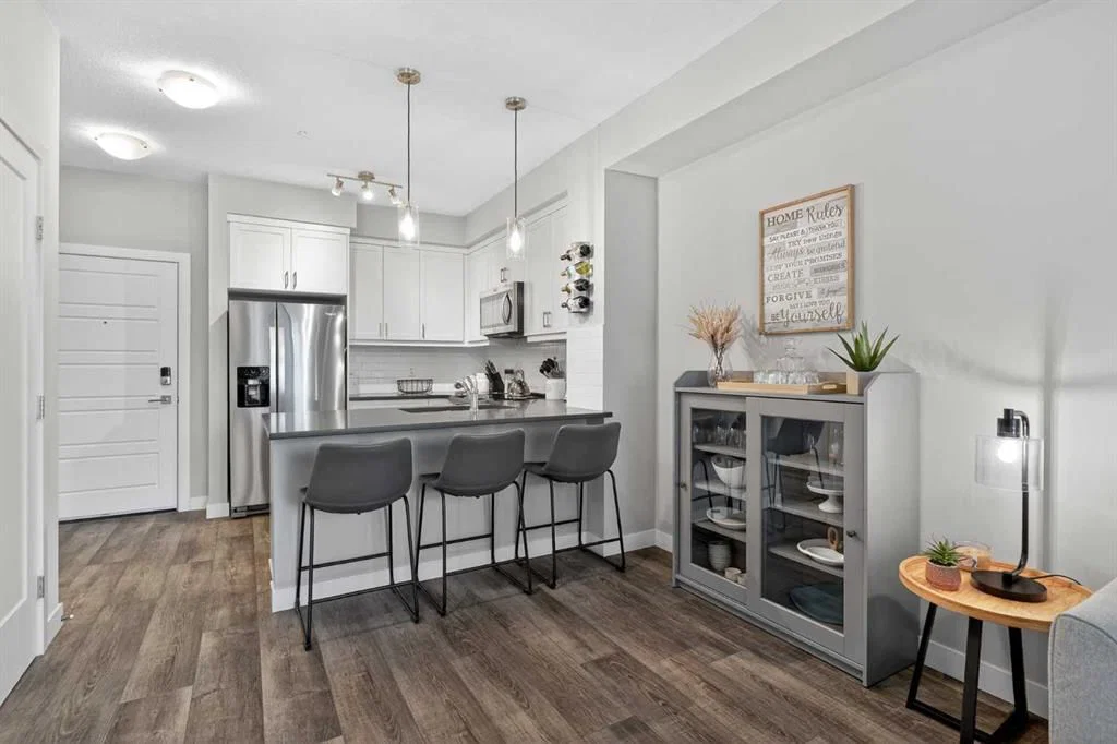 112, 100 Auburn Meadows Manor SE, Calgary — photo 4 of 28