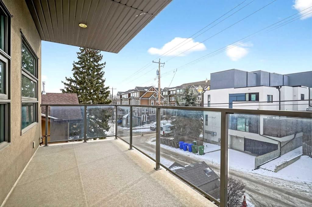 204, 1707 27 Avenue SW, Calgary — photo 3 of 50