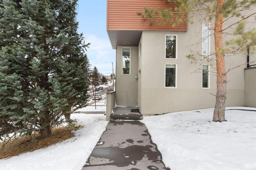 101, 1905 27 Avenue SW, Calgary — photo 3 of 21