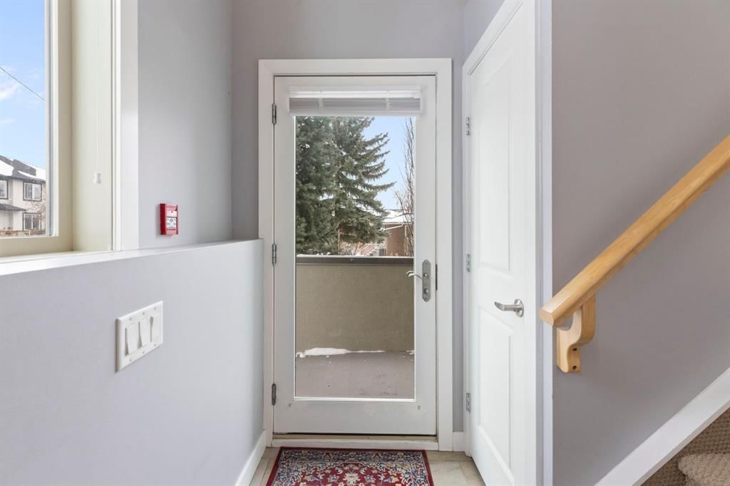 101, 1905 27 Avenue SW, Calgary — photo 5 of 21