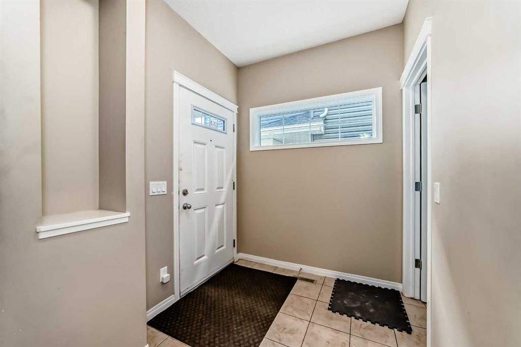 99 Skyview Shores Road, Calgary — photo 2 of 37