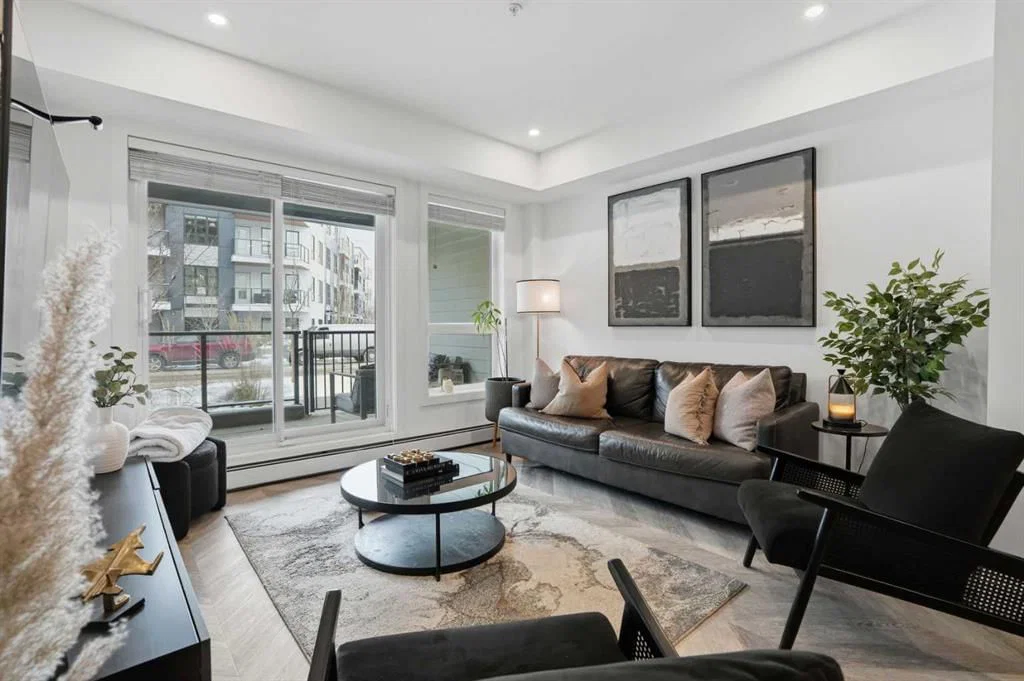 104, 4275 Norford Avenue NW, Calgary — main listing photo