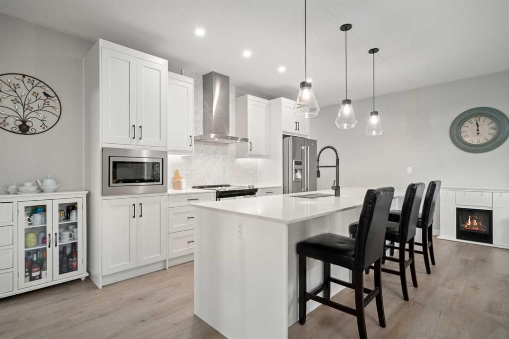 4314, 200 Seton Circle SE, Calgary — photo 4 of 27