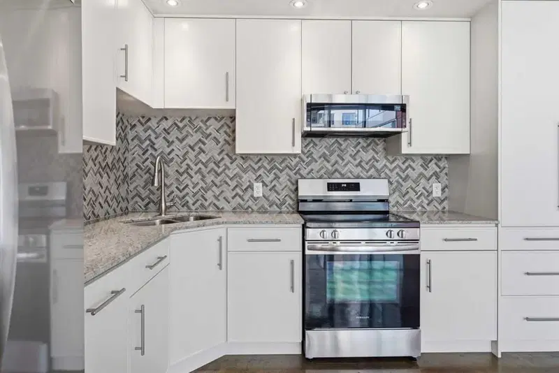 1411, 135 13 Avenue SW, Calgary — photo 5 of 25