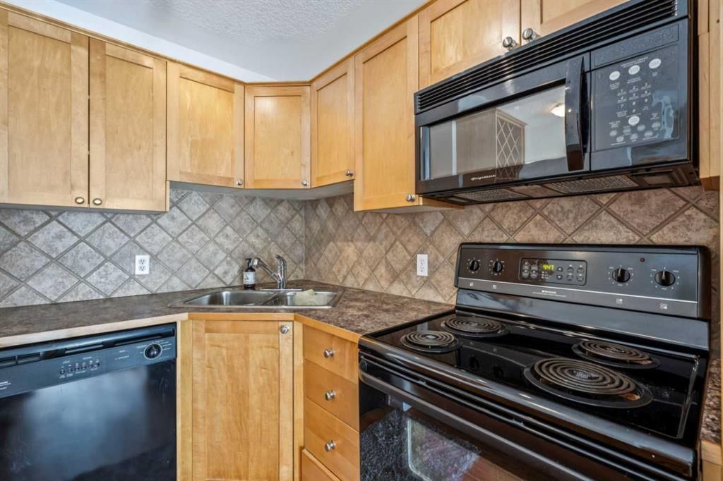 405, 1129 Cameron Avenue SW, Calgary — photo 5 of 16