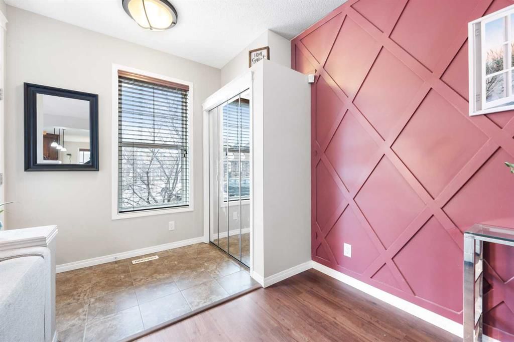 24 New Brighton Court SE, Calgary — photo 3 of 47