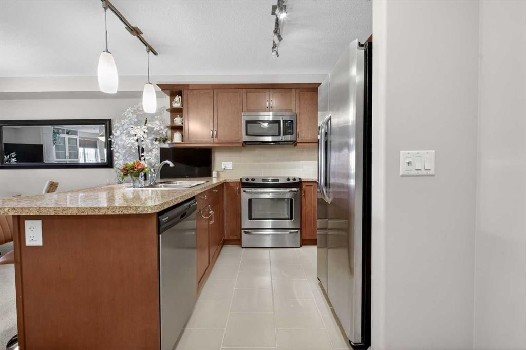 3302, 310 Mckenzie Towne Gate SE, Calgary — photo 4 of 18