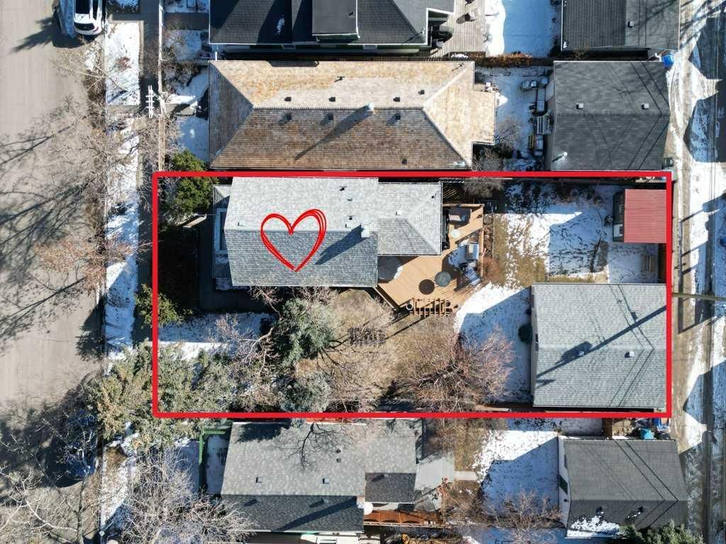 827 22 Avenue SE, Calgary — photo 2 of 50