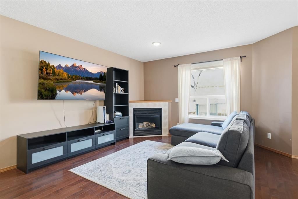 94 Mt Aberdeen Manor SE, Calgary — photo 4 of 27