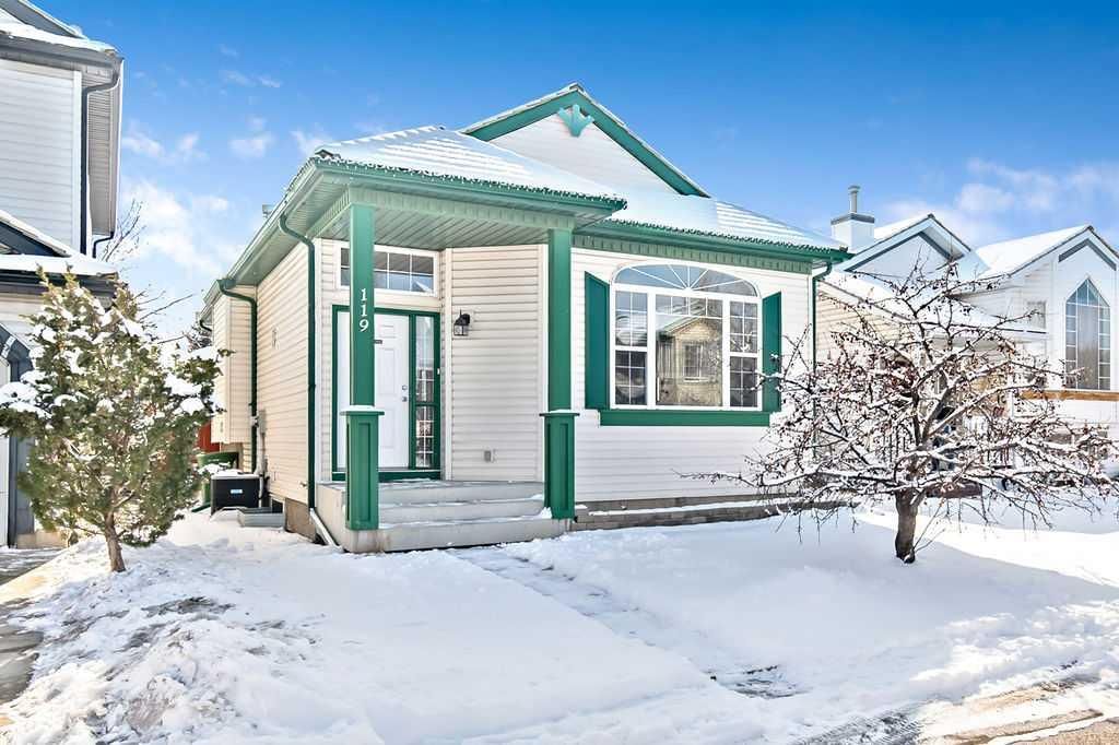 119 Mt Aberdeen Close SE, Calgary — photo 3 of 35